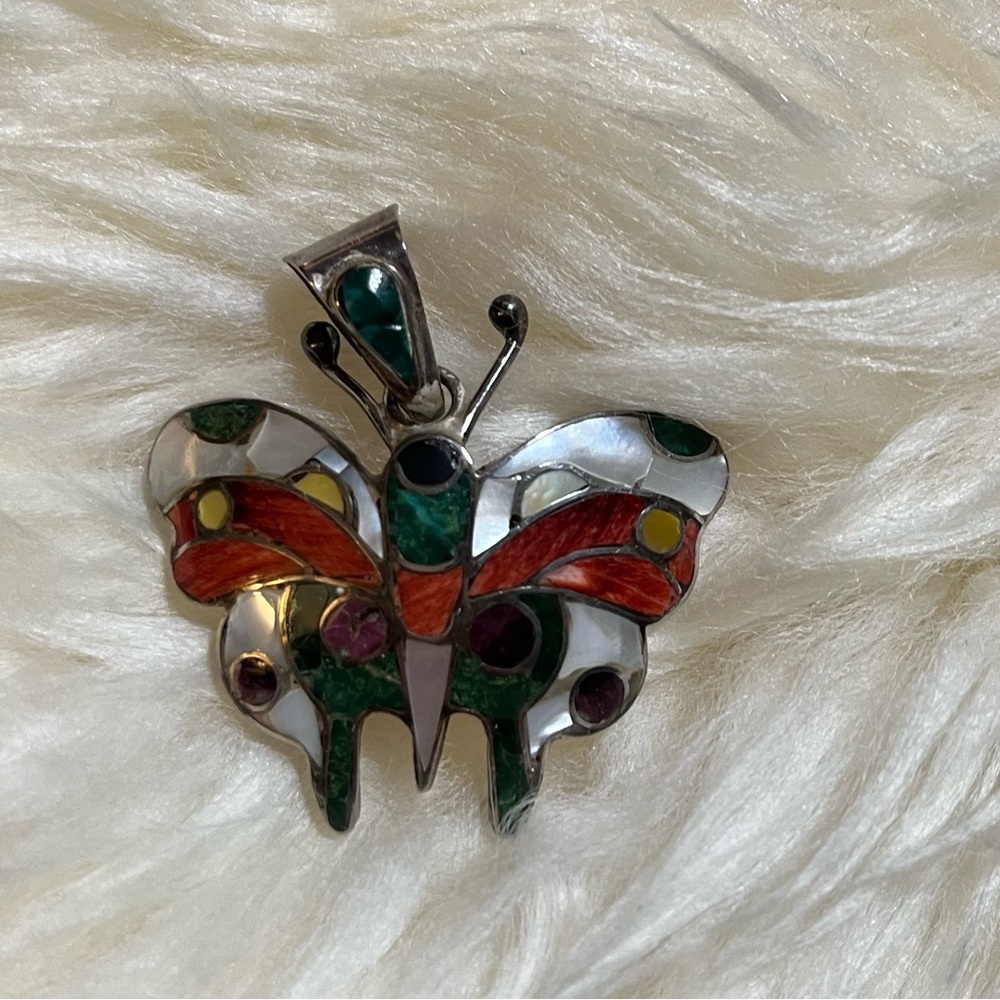 Colorful Butterfly 🦋 Pendant - Picture 4 of 4